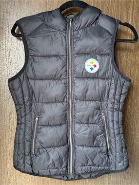 NFL Team Apparel G3 Steelers Puffer Vest Womens Small Black Quilted EUC w hood